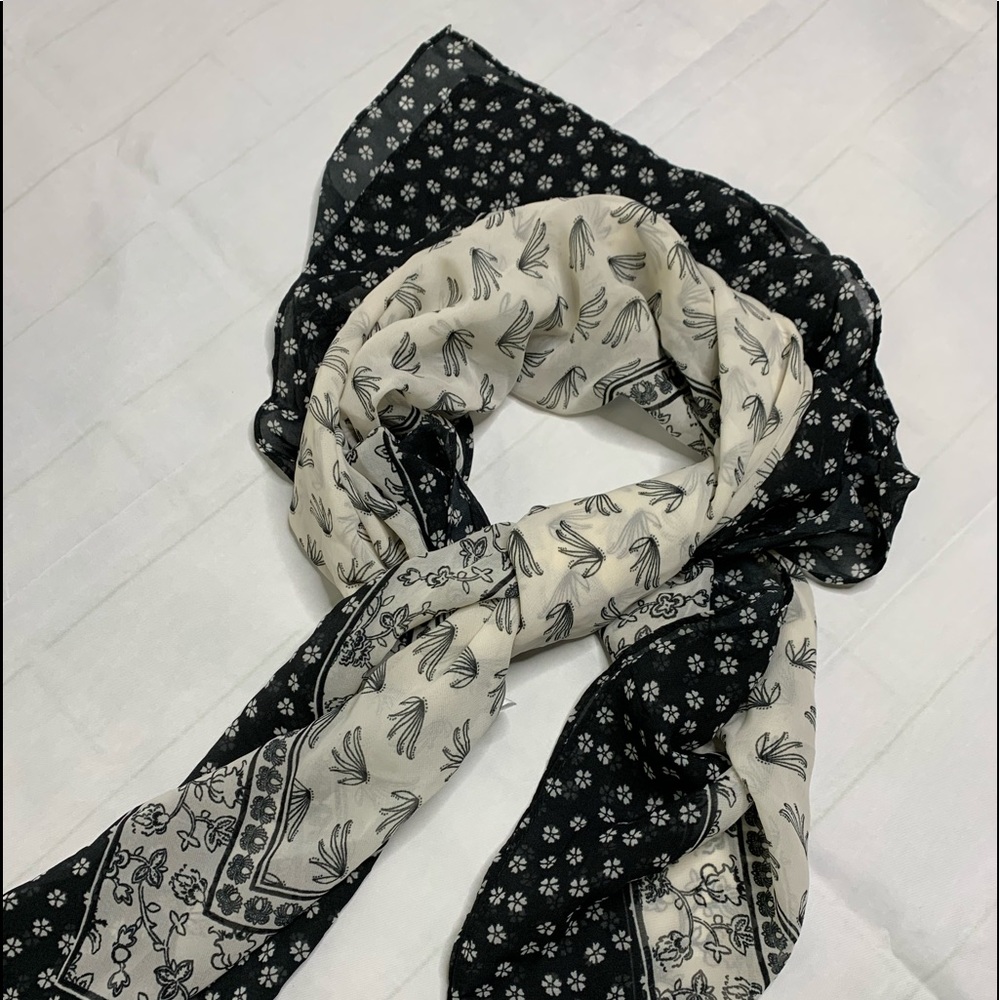 NEW Sheer floral scarf black ivory colores